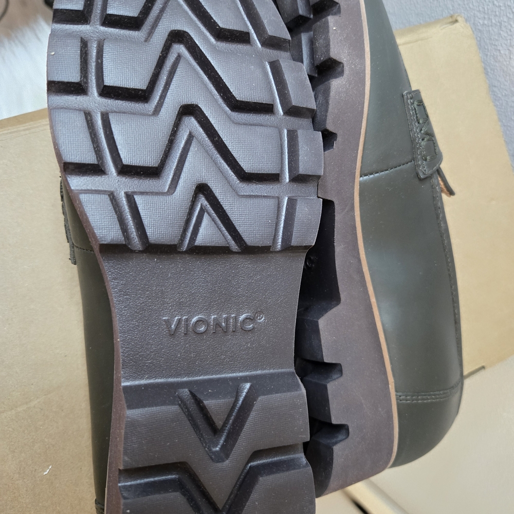 Vionic Cheryl II Women's Dark Olive Green Loafers - New In Box - Ret $135 - Picture 10 of 12